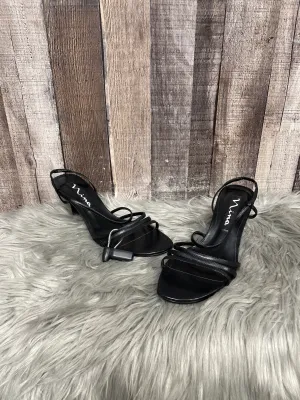 Black Shoes Heels Kitten Nina, Size 9
