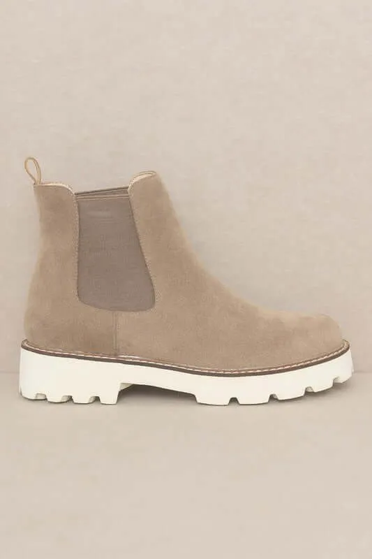 GIANNA Chunky Sole Chelsea Boots in Khaki / Nude